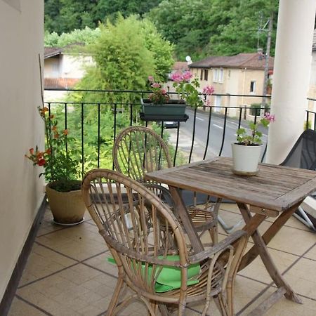 Appartement Chaleureux Avec Parking Gratuit Sarlat Esterno foto